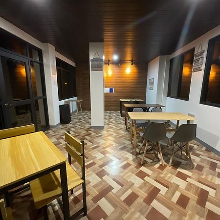 Halajo Bnb Transient Laoag Esterno foto