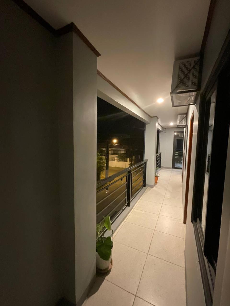 Halajo Bnb Transient Laoag Esterno foto